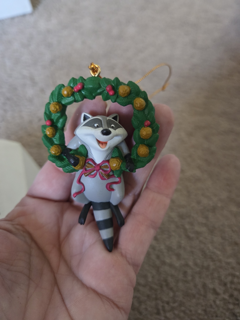 Disney Collectable Christmas Magic #26231 139 Pocahontas Meeko Racoon Ornament